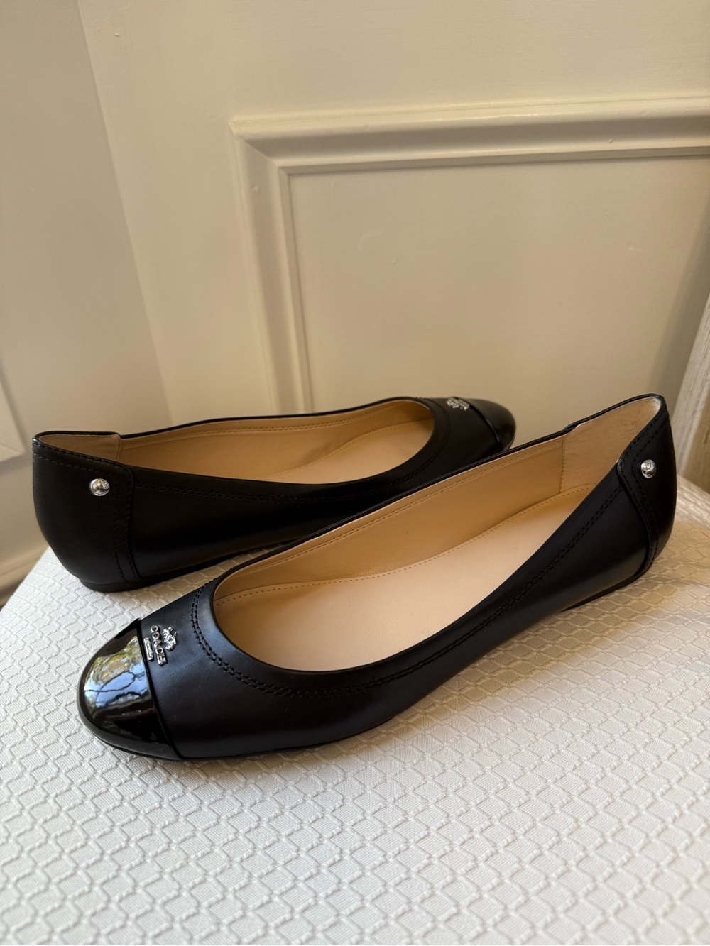 Coach Chelsea Black Leather Cap-Toe Logo Ballet Flats Size 11B